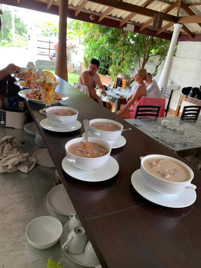 Ceylon Surf Guest And Restaurant Bed & Breakfast Weligama Luaran gambar