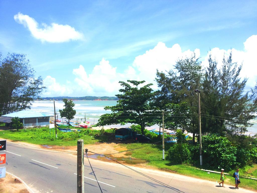 Ceylon Surf Guest And Restaurant Bed & Breakfast Weligama Bilik gambar